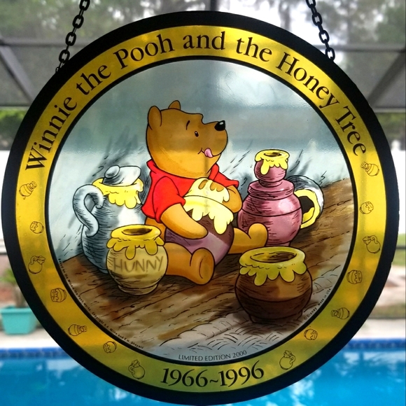 Disney | Other | Vintage Limited Edition Winnie The Pooh And The Honey ...